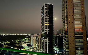 Apart Hotel quarto e sala mobiliado na Enseada do Sua